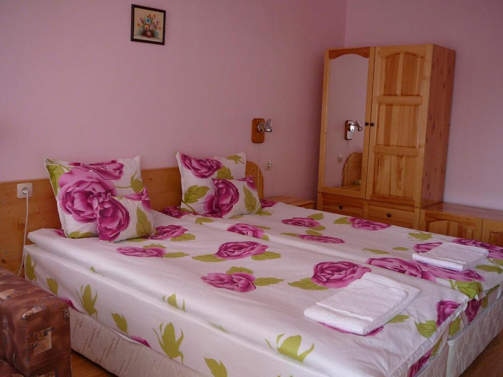 Guest House Debar อาร์บานาซิ ห้อง รูปภาพ
