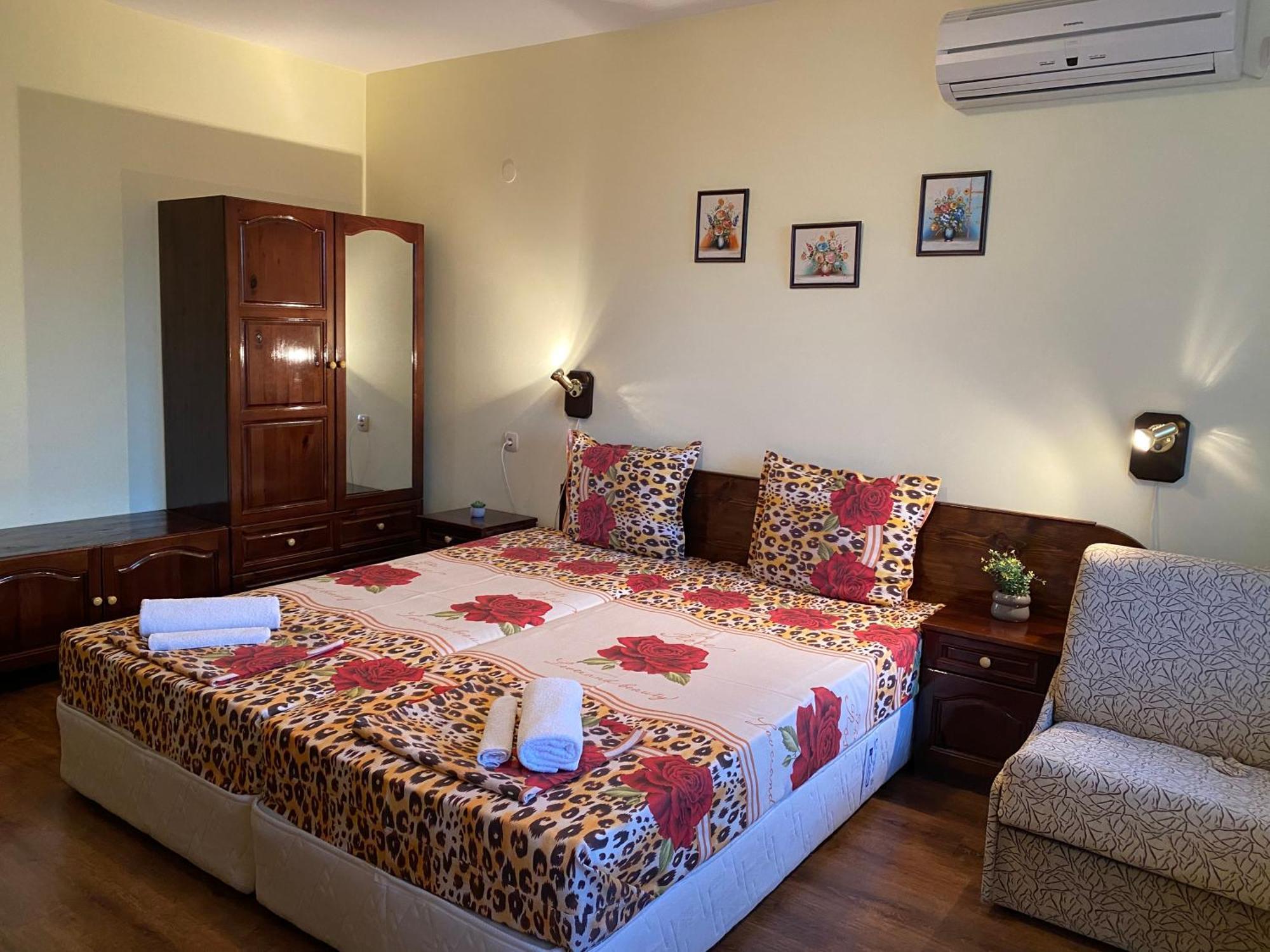 Guest House Debar อาร์บานาซิ ภายนอก รูปภาพ